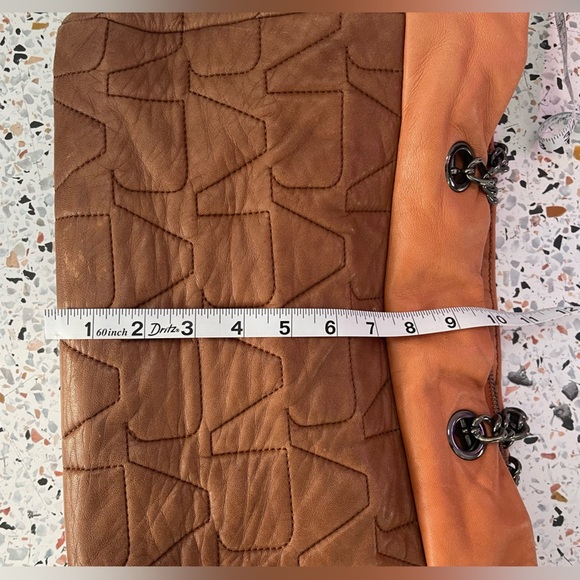 Adolfo Dominguez Brown and Tan Shoulder Bag - Picture 12 of 16